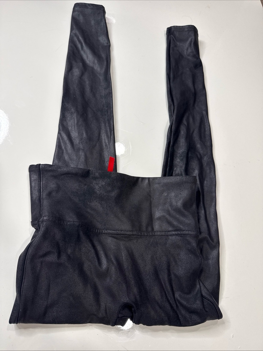 SPANX Faux Leather LEGGINGS-Black Color Size Small A020626